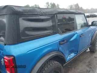 2023 Ford Bronco с VIN 1FMDE5BH8PLB71229, выставлен на аукционе IAAI как лот 41968202 с пробегом 12 855 миль миль и . История ставок и продаж доступна на DreamBid. Изображение 6.