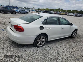 2013 Volkswagen Passat SE z VIN 1VWBP7A34DC033008, wystawiony jako Copart lot #56036275 z przebiegiem 248 316 mil mil oraz Czysty tytuł • Clean title. Historia ofert i sprzedaży dostępna na DreamBid. Obrazek 3.
