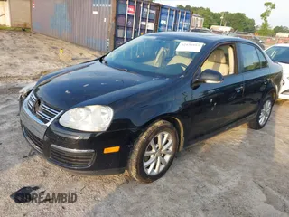 2010 Volkswagen Jetta SEL with VIN 3VWRX7AJ7AM135989, listed as a IAAI auction lot 42436903 with 188,975 mi miles and . Bid and sale history available at DreamBid. Image 16.