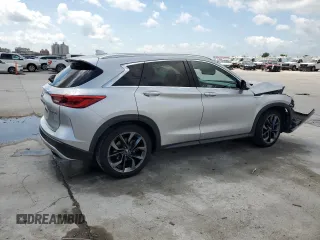 2019 Infiniti QX50 Luxe with VIN 3PCAJ5M10KF115123, listed as a Copart auction lot 57309395 with 122,978 mi miles and Salvage title. Bid and sale history available at DreamBid. Image 3.