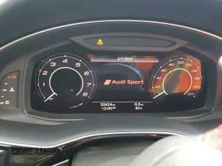 2023 Audi RS Q8 z VIN WU1ARBF15PD007165, wystawiony jako Copart lot #55671215 z przebiegiem 50 424 mil mil oraz Szkoda całkowita • Salvage title. Historia ofert i sprzedaży dostępna na DreamBid. Obrazek 9.