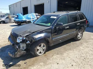 2005 Jeep Grand Cherokee Laredo with VIN 1J4HS48N05C727062, listed as a Copart auction lot 49236085 with 0 mi miles and Salvage Title. Bid and sale history available at carsss.com. Image 1.