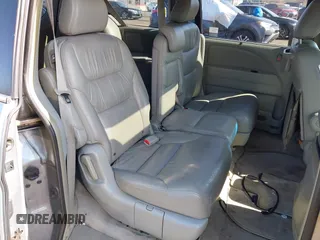 2006 Honda Odyssey EX-L with VIN 5FNRL38696B077792, listed as a IAAI auction lot 42048793 with 149,868 mi miles and . Bid and sale history available at carsss.com. Image 8.