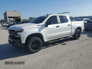 2020 Chevrolet Silverado 1500 LT Trail Boss with VIN 3GCPYFEL1LG401070, listed as a Copart auction lot 70869504 with 80,171 mi miles and Salvage Title. Bid and sale history available at carsss.com. Image 1.