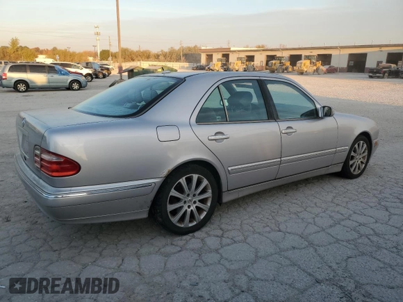 2002 Mercedes-Benz E-Class with VIN WDBJF65J32B498384, listed as a Copart auction lot 77438924 with 0 mi miles and Clean Title. Bid and sale history available at carsss.com. Image 3.