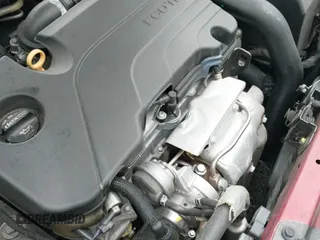 2020 Chevrolet Malibu RS z VIN 1G1ZG5ST6LF046188, wystawiony jako IAAI lot #42891391 z przebiegiem 266 640 mil mil oraz . Historia ofert i sprzedaży dostępna na DreamBid. Obrazek 19.