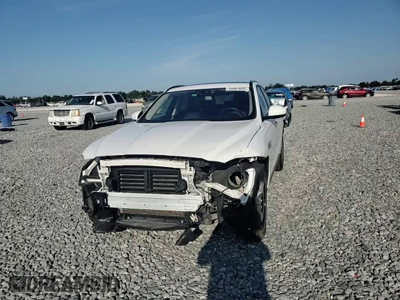 2018 Jaguar F-Pace 25t Premium with VIN SADCJ2FX4JA322196, listed as a Copart auction lot 55991655 with 78,694 mi miles and Salvage title. Bid and sale history available at DreamBid. Image 15.
