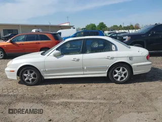 2005 Hyundai Sonata GLS with VIN KMHWF35H95A200283, listed as a IAAI auction lot 41911910 with 160,607 mi miles. Bid and sale history available at carsss.com. Image 14.