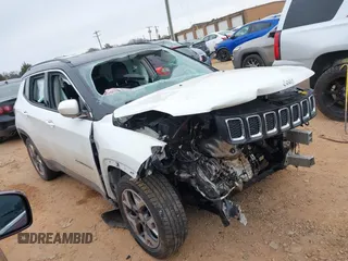 2020 Jeep Compass Limited with VIN 3C4NJCCB8LT114725, listed as a IAAI auction lot 41386553 with 131,998 mi miles. Bid and sale history available at carsss.com. Image 1.