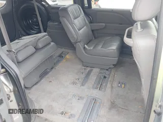 2008 Honda Odyssey EX-L with VIN 5FNRL38748B045957, listed as a IAAI auction lot 41885593 with 212,799 mi miles. Bid and sale history available at carsss.com. Image 8.