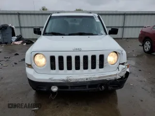 2011 Jeep Patriot Latitude with VIN 1J4NT1GB0BD105878, listed as a Copart auction lot 51964955 with 252,991 mi miles and Salvage Title. Bid and sale history available at carsss.com. Image 5.