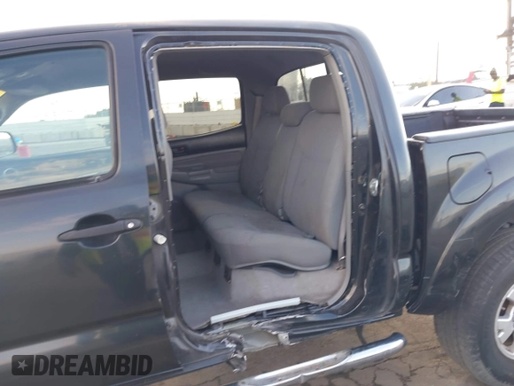2008 Toyota Tacoma PreRunner with VIN 3TMJU62N88M058614, listed as a IAAI auction lot 41442510 with 140,973 mi miles. Bid and sale history available at carsss.com. Image 6.