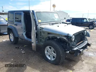 2016 Jeep Wrangler Unlimited Sport z VIN 1C4BJWDG9GL225381, wystawiony jako IAAI lot #42229066 z przebiegiem 47 217 mil mil oraz . Historia ofert i sprzedaży dostępna na DreamBid. Obrazek 1.