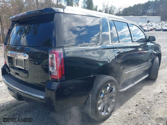 2016 GMC Yukon Denali with VIN 1GKS2CKJ4GR443529, listed as a IAAI auction lot 41617447 with 152,778 mi miles. Bid and sale history available at carsss.com. Image 4.