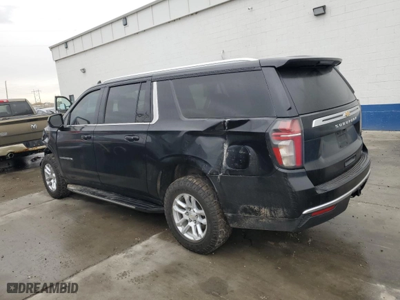 2021 Chevrolet Suburban LT with VIN 1GNSKCKD7MR390298, listed as a Copart auction lot 82176784 with 166,073 mi miles and Salvage Title. Bid and sale history available at carsss.com. Image 2.