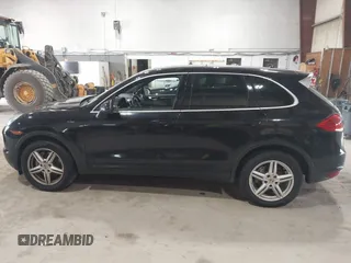 2014 Porsche Cayenne Diesel with VIN WP1AF2A25ELA45518, listed as a IAAI auction lot 42537736 with 210,836 mi miles and . Bid and sale history available at DreamBid. Image 14.