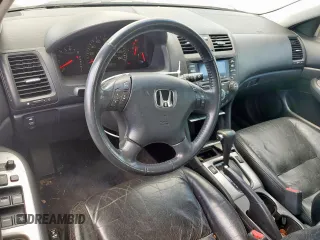2005 Honda Accord EX-L z VIN 1HGCM56825A013329, wystawiony jako Copart lot #57798015 z przebiegiem 150 888 mil mil oraz Czysty tytuł • Clean title. Historia ofert i sprzedaży dostępna na DreamBid. Obrazek 8.