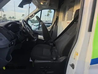 2018 Ford Transit с VIN 1FTYR3XG9JKA85925, выставлен на аукционе IAAI как лот 42786939 с пробегом 147 544 миль миль и . История ставок и продаж доступна на DreamBid. Изображение 19.