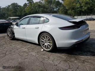 2022 Porsche Panamera 4S E-Hybrid with VIN WP0AK2A78NL132161, listed as a Copart auction lot 70621183 with 0 mi miles. Bid and sale history available at carsss.com. Image 2.