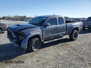 2017 Toyota Tacoma SR5 z VIN 5TFRZ5CN1HX023890, wystawiony jako Copart lot #48235785 z przebiegiem 135 509 mil mil oraz Szkoda całkowita • Salvage title. Historia ofert i sprzedaży dostępna na DreamBid. Obrazek 1.