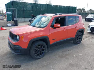 2018 Jeep Renegade Latitude with VIN ZACCJBBB3JPH30968, listed as a IAAI auction lot 41984209 with 106,338 mi miles. Bid and sale history available at carsss.com. Image 18.