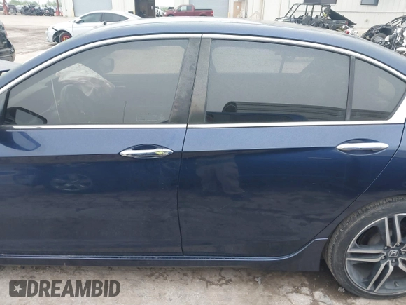 2017 Honda Accord Sedan Sport with VIN 1HGCR2F52HA191364, listed as a IAAI auction lot 41920873 with 162,825 mi miles. Bid and sale history available at carsss.com. Image 14.