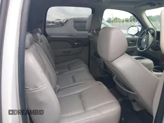 2007 Chevrolet Avalanche LTZ with VIN 3GNFK12347G240117, listed as a IAAI auction lot 42789191 with 201,863 mi miles and . Bid and sale history available at DreamBid. Image 8.