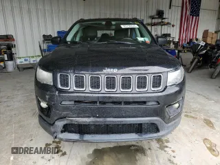 2019 Jeep Compass Latitude z VIN 3C4NJDBB0KT656083, wystawiony jako Copart lot #65790644 z przebiegiem Nie podano mil oraz Nie do naprawy • Non repairable. Historia ofert i sprzedaży dostępna na DreamBid. Obrazek 5.