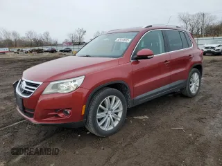 2011 Volkswagen Tiguan SE with VIN WVGBV7AXXBW001845, listed as a Copart auction lot 52414935 with 256,311 mi miles and Salvage Title. Bid and sale history available at DreamBid. Image 1.
