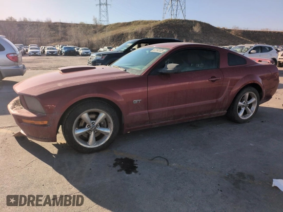 2008 Ford Mustang GT Deluxe with VIN 1ZVHT82H885101746, listed as a Copart auction lot 52190105 with 102,280 mi miles and Salvage Title. Bid and sale history available at carsss.com. Image 1.