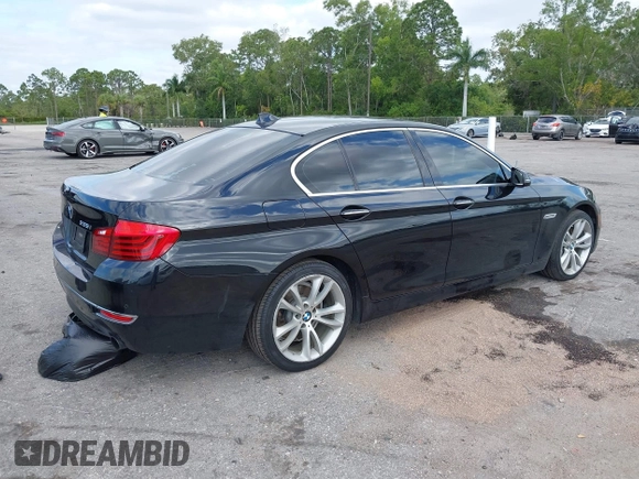 2014 BMW 5 Series 535i z VIN WBA5B1C57ED480998, wystawiony jako IAAI lot #42095081 z przebiegiem 150 556 mil mil oraz . Historia ofert i sprzedaży dostępna na DreamBid. Obrazek 4.