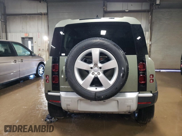 2025 Land Rover Defender S с VIN SALEJ7EXXS2363343, выставлен на аукционе Copart как лот 47466005 с пробегом 118 миль миль и Списание • Salvage title. История ставок и продаж доступна на DreamBid. Изображение 6.