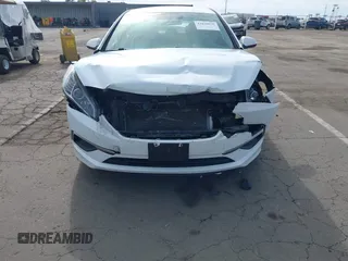 2017 Hyundai Sonata SE z VIN 5NPE24AF8HH575715, wystawiony jako IAAI lot #42030675 z przebiegiem 109 976 mil mil oraz . Historia ofert i sprzedaży dostępna na DreamBid. Obrazek 6.