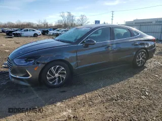 2021 Hyundai Sonata Hybrid Blue with VIN KMHL24JJ2MA025869, listed as a Copart auction lot 41603645 with 115,964 mi miles and Salvage Title. Bid and sale history available at carsss.com. Image 1.