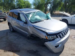 2020 Jeep Grand Cherokee Limited with VIN 1C4RJEBG2LC202014, listed as a IAAI auction lot 40654091 with 77,260 mi miles. Bid and sale history available at carsss.com. Image 1.
