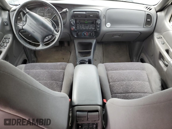 2000 Ford Explorer XLT with VIN 1FMZU73E1YZC42780, listed as a Copart auction lot 50000725 with 193,306 mi miles and Salvage Title. Bid and sale history available at DreamBid. Image 8.