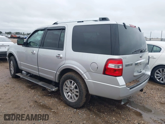 2013 Ford Expedition Limited с VIN 1FMJU1K58DEF53023, выставлен на аукционе IAAI как лот 41719645 с пробегом 113 824 миль миль и . История ставок и продаж доступна на DreamBid. Изображение 3.