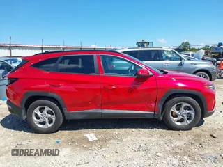 2023 Hyundai Tucson SEL z VIN 5NMJB3AE9PH280330, wystawiony jako IAAI lot #42352766 z przebiegiem 19 929 mil mil oraz . Historia ofert i sprzedaży dostępna na DreamBid. Obrazek 13.