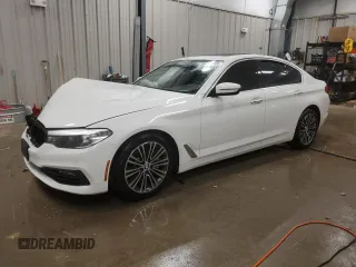 2018 BMW 5 Series 530i xDrive with VIN WBAJA7C50JWA72008, listed as a Copart auction lot 84822624 with Not Provided miles and Salvage Title. Bid and sale history available at carsss.com. Image 1.