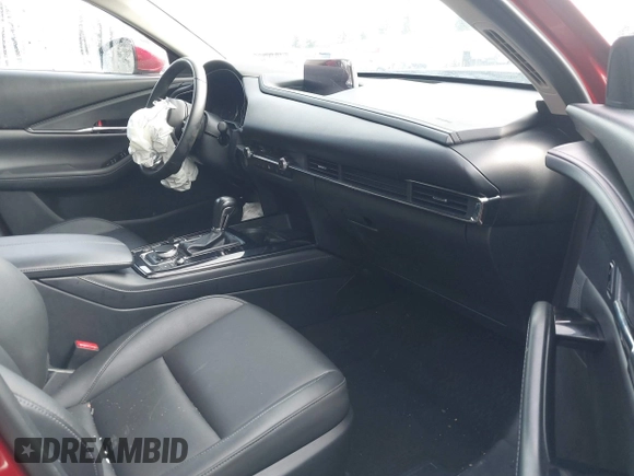 2022 Mazda CX-30 S Carbon Edition с VIN 3MVDMBCL1NM430582, выставлен на аукционе IAAI как лот 41825117 с пробегом 74 181 миль миль и . История ставок и продаж доступна на DreamBid. Изображение 5.
