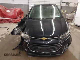 2022 Chevrolet Trax LS with VIN KL7CJNSM5NB503037, listed as a IAAI auction lot 41564474 with 24,121 mi miles. Bid and sale history available at carsss.com. Image 13.