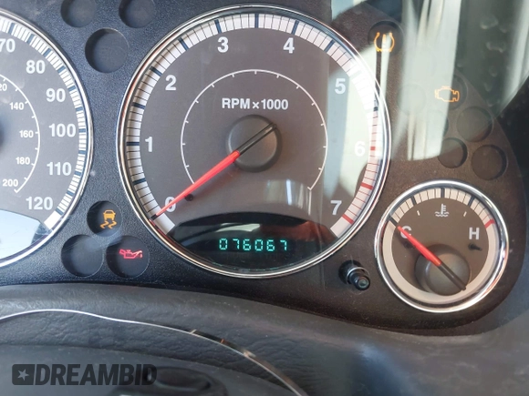 2006 Jeep Liberty Limited z VIN 1J4GL58K56W183758, wystawiony jako IAAI lot #42690220 z przebiegiem 76 067 mil mil oraz . Historia ofert i sprzedaży dostępna na DreamBid. Obrazek 7.