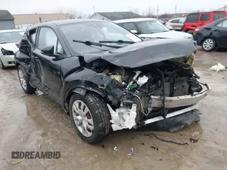 2019 Toyota C-HR XLE with VIN NMTKHMBXXKR080036, listed as a IAAI auction lot 41495660 with 77,608 mi miles. Bid and sale history available at carsss.com. Image 1.