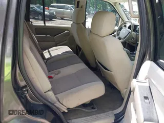 2006 Ford Explorer XLT z VIN 1FMEU73E36UB70375, wystawiony jako IAAI lot #42460992 z przebiegiem 177 637 mil mil oraz . Historia ofert i sprzedaży dostępna na DreamBid. Obrazek 8.