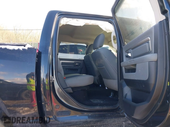 2018 Ram 1500 Big Horn with VIN 1C6RR7LT7JS129524, listed as a IAAI auction lot 41213832 with 64,292 mi miles. Bid and sale history available at carsss.com. Image 8.