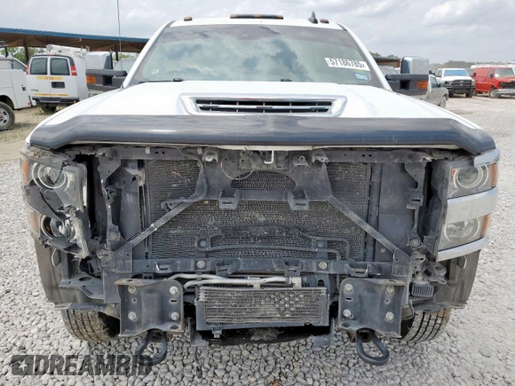 2019 Chevrolet Silverado 3500HD LTZ z VIN 1GC4KXEYXKF162334, wystawiony jako Copart lot #57186785 z przebiegiem 129 564 mil mil oraz Szkoda całkowita • Salvage title. Historia ofert i sprzedaży dostępna na DreamBid. Obrazek 5.