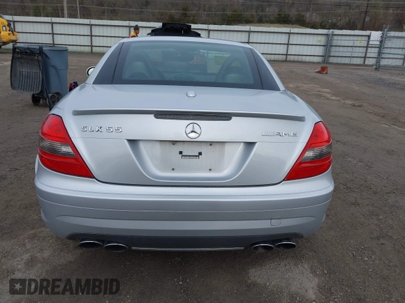 2006 Mercedes-Benz SLK 55 AMG with VIN WDBWK73F66F104476, listed as a IAAI auction lot 41947845 with 87,043 mi miles and . Bid and sale history available at DreamBid. Image 16.