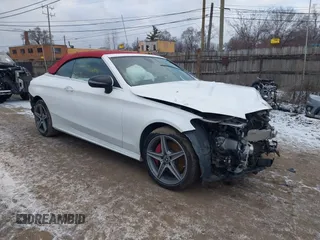 2018 Mercedes-Benz C 300 with VIN WDDWK4KBXJF703393, listed as a IAAI auction lot 41218135 with 55,568 mi miles and . Bid and sale history available at DreamBid. Image 1.