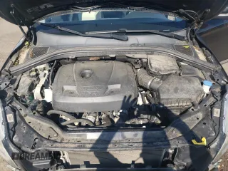 2017 Volvo XC60 Dynamic с VIN YV449MRR5H2013498, выставлен на аукционе Copart как лот 58240175 с пробегом 91 282 миль миль и Списание • Salvage title. История ставок и продаж доступна на DreamBid. Изображение 11.