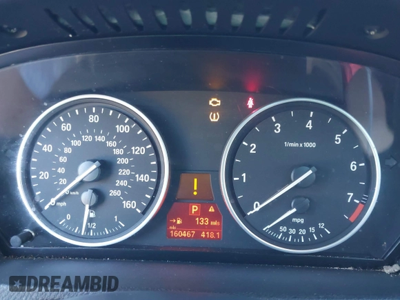 2008 BMW X5 3.0si with VIN 5UXFE43578L026470, listed as a IAAI auction lot 41332050 with 160,467 mi miles. Bid and sale history available at carsss.com. Image 7.
